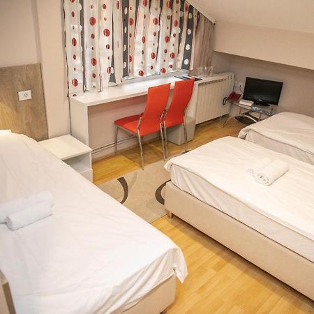 Hotel Dijana Пирот Экстерьер фото