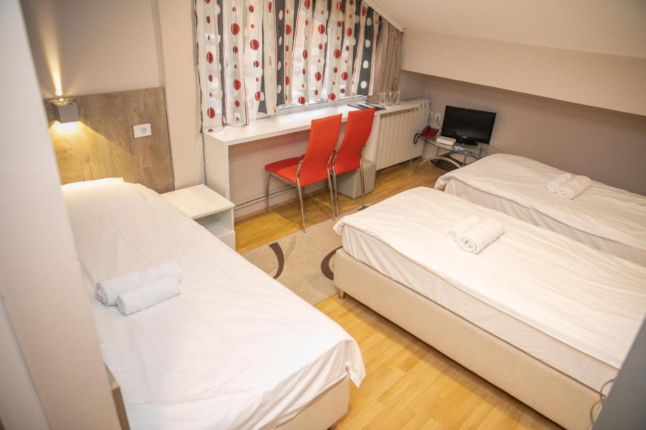 Hotel Dijana Пирот Экстерьер фото